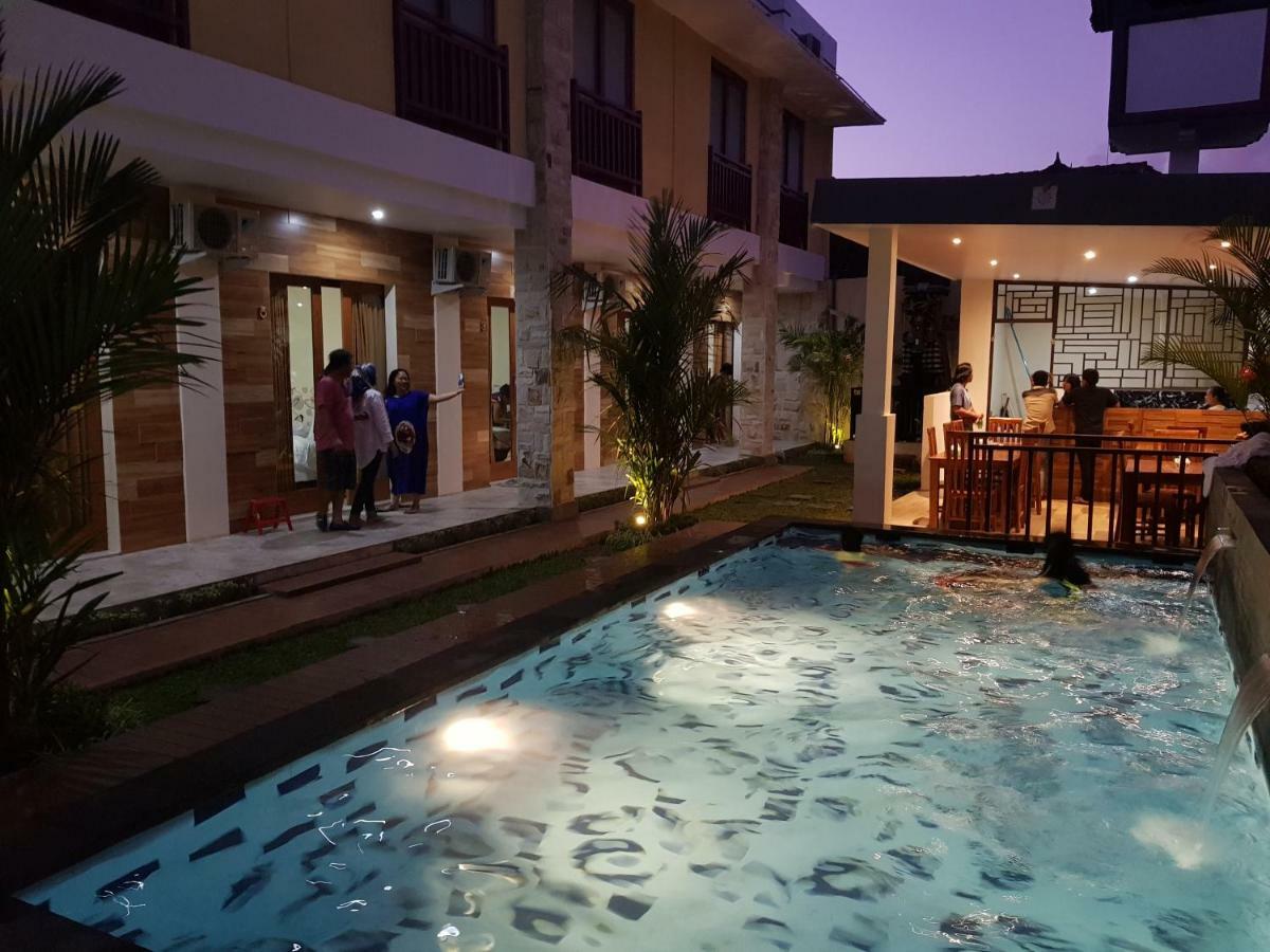 Praba Guesthouse Kuta Lombok Exteriör bild