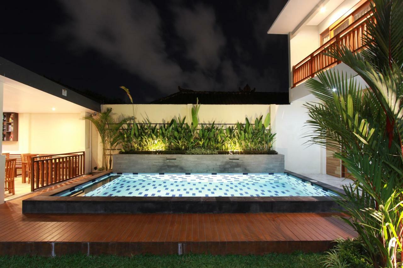 Praba Guesthouse Kuta Lombok Exteriör bild